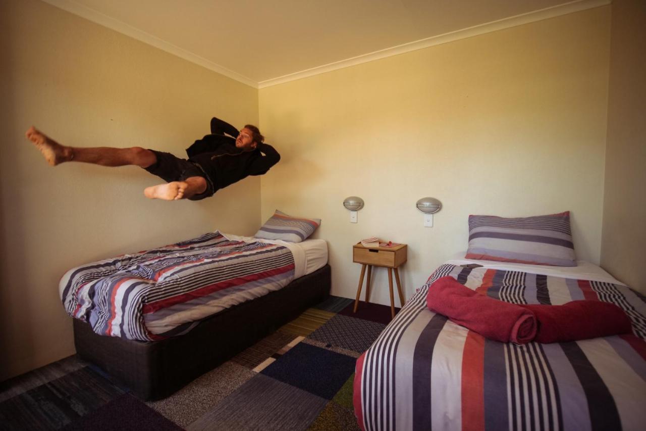 Jump Inn Alice Budget Accommodation Alice Springs Kültér fotó